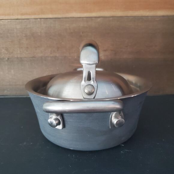 Technique 1/2 Qt Pot & Lid Hard-Anodized Non-Stick NSF Thailand Made #000353 - Picture 4 of 9